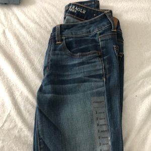 Never worn American eagle jeans